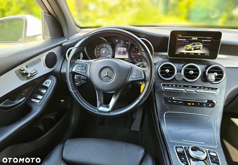 Mercedes-Benz GLC - 17