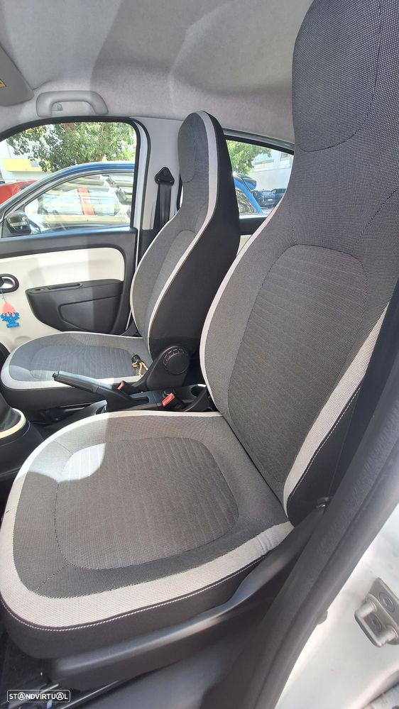 Renault Twingo — fotografia 15