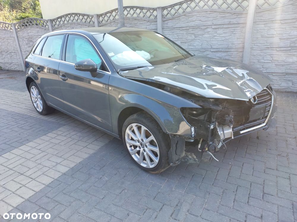Audi A3 Sportback 1.5 TFSI Sport S tronic - 1