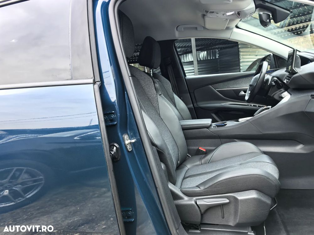 Peugeot 3008 Hybrid 225 e-EAT8 Allure Pack - 14