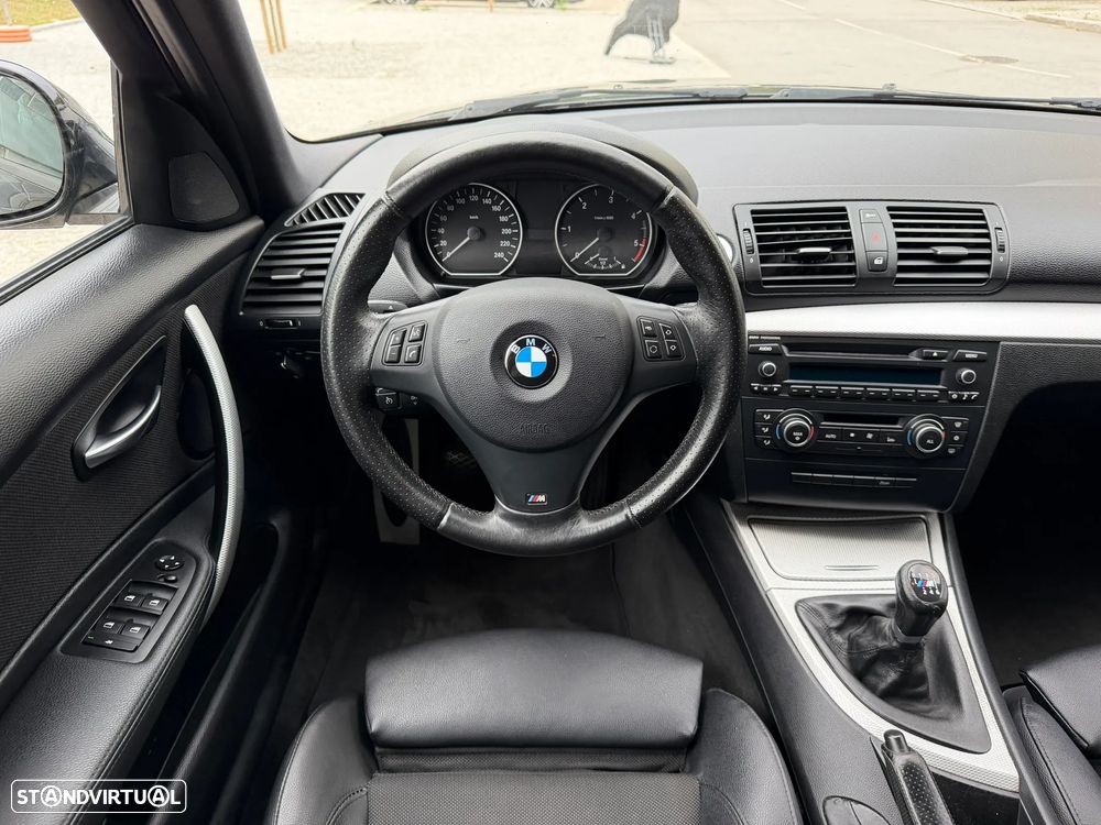 BMW 118 d Pack M - 8