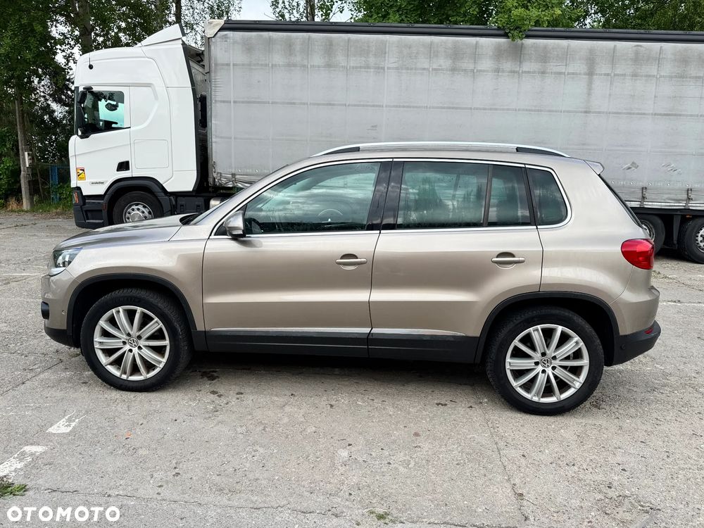 Volkswagen Tiguan - 9