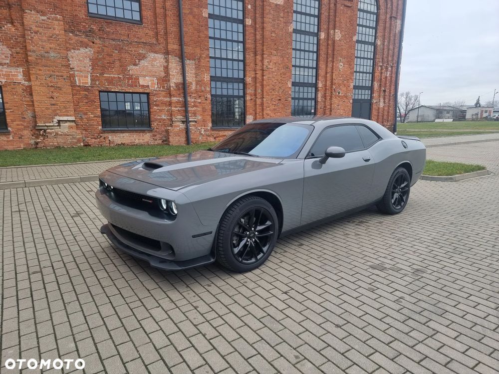 Dodge Challenger - 18