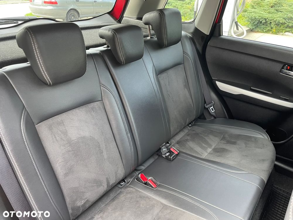 Suzuki Vitara 1.6 DDiS (4x4) Allgrip Comfort - 23