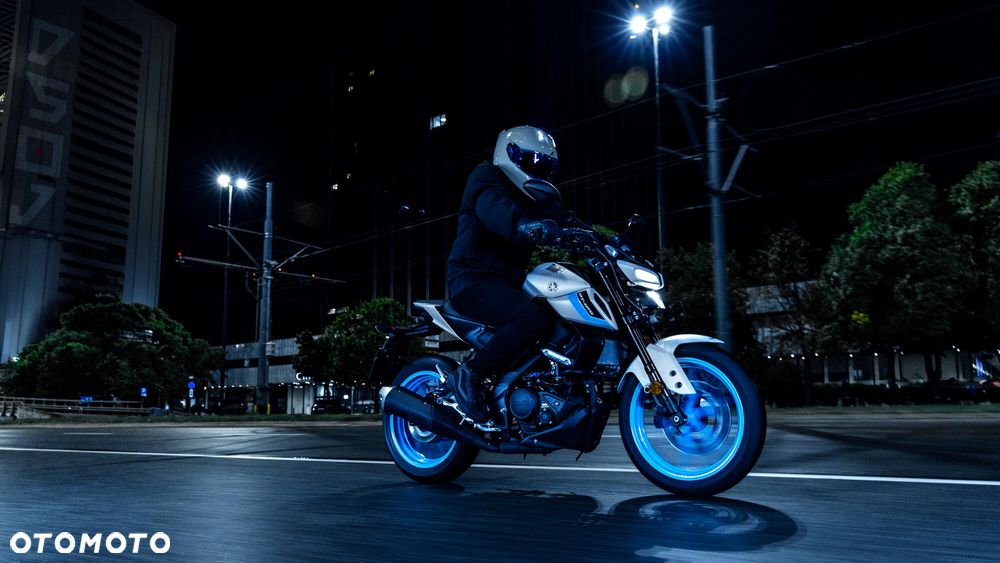 Yamaha MT - 7