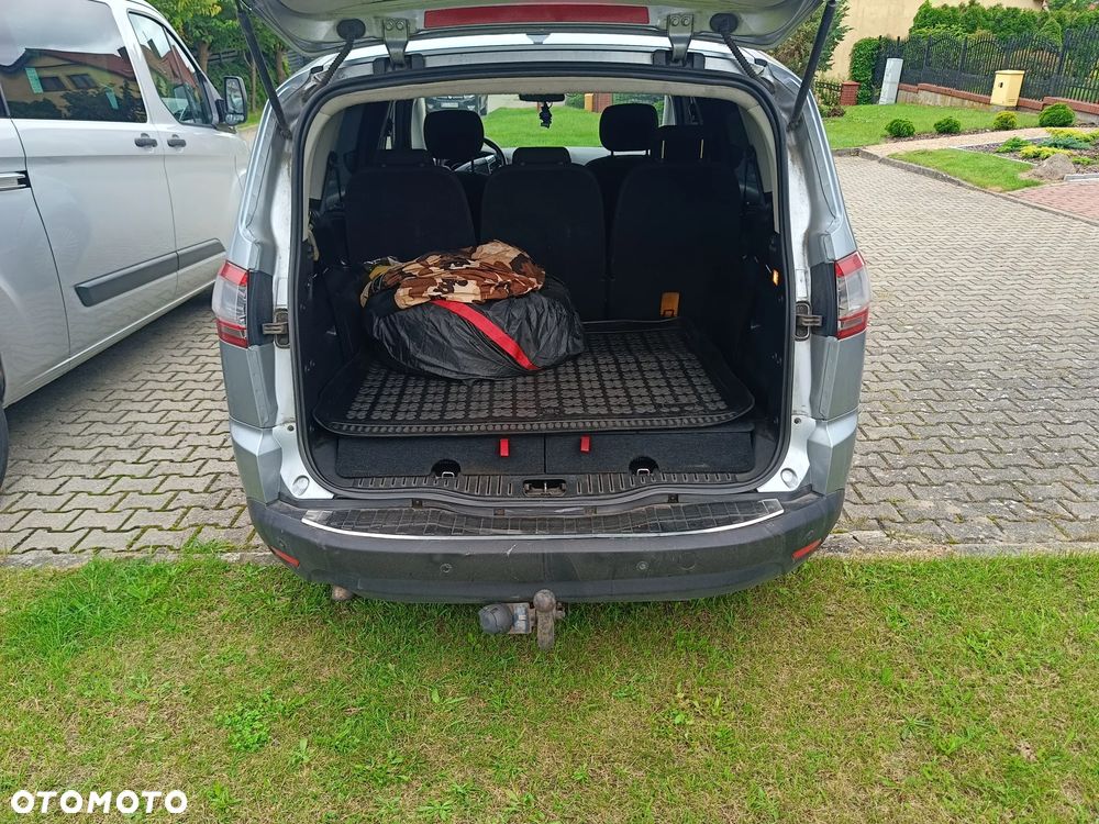 Ford S-Max 2.0 TDCi DPF Titanium - 13