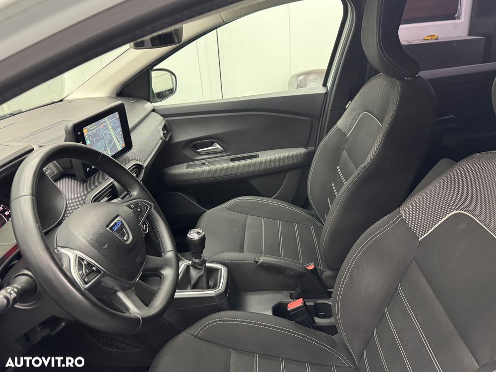 Dacia Logan TCe 90 MT6 Comfort - 11