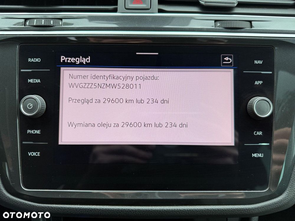 Volkswagen Tiguan - 24