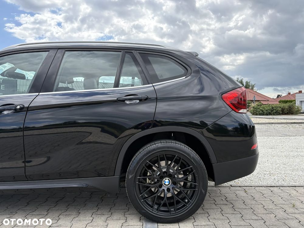 BMW X1 xDrive28i Sport Line - 4