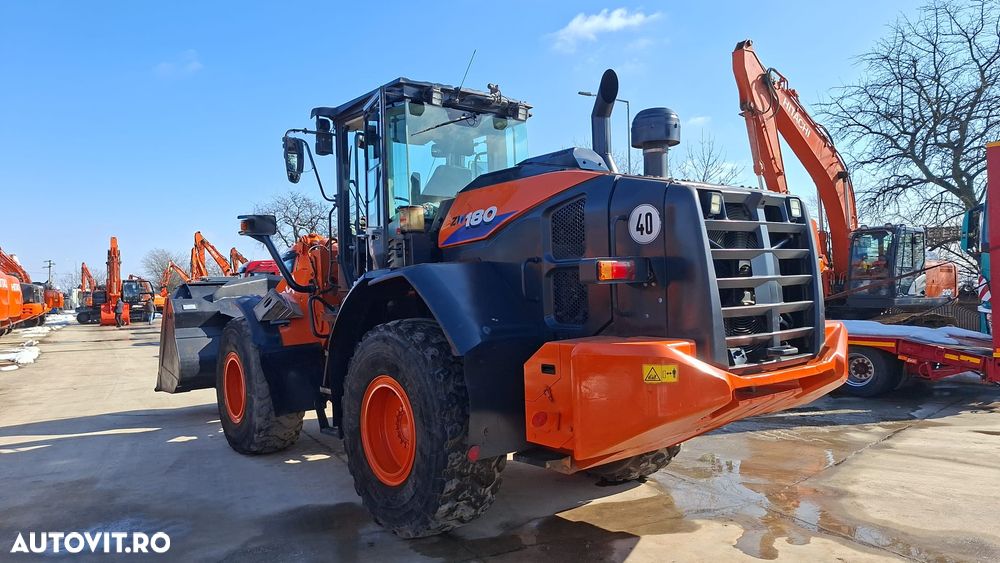 Hitachi ZW180, 2021, 3.903, cupa 3mc, Masa operationala 18t, Anvelope 20,5R25 80% bune, gresare automata, inaltime basculare cupa 4m, latime incarcator 2,5m, 173CP, Aer cond, produs in JAPONIA, CA NOU, posibilitate leasing 4ani-PROMOTIE 94900 EUR+Tva - 11