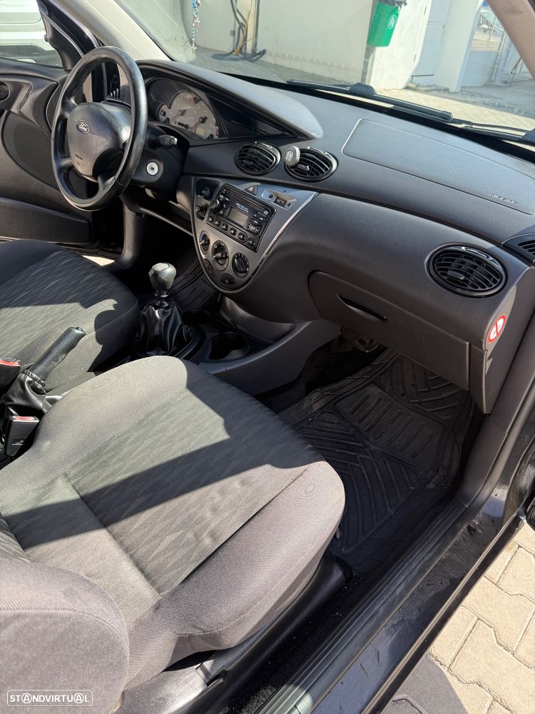 Ford Focus 1.8 TDCi Trend - 6