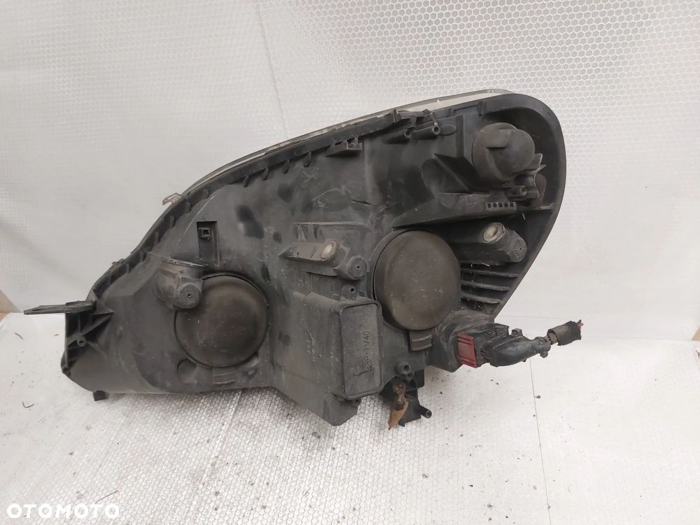 .  LAMPA PRZOD PRZEDNIA PRAWA OPEL ZAFIRA B !BRAK JEDNEGO UCHWYTU! - 3