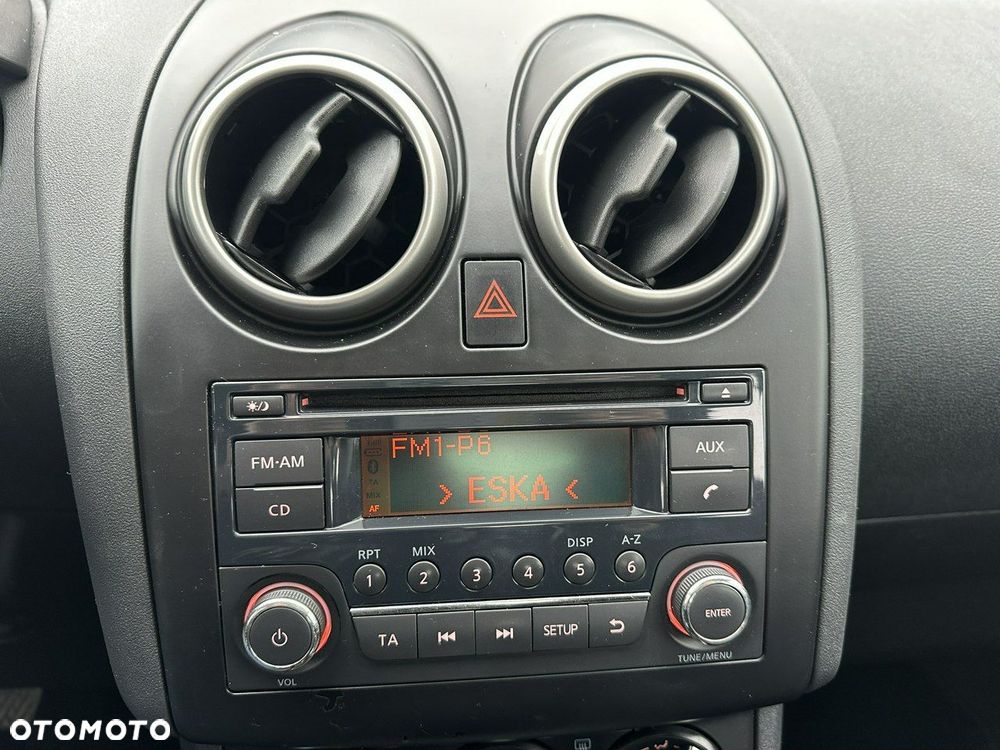 Nissan Qashqai - 22