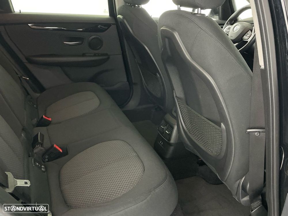 BMW 225xe Active Tourer Pack M - 24