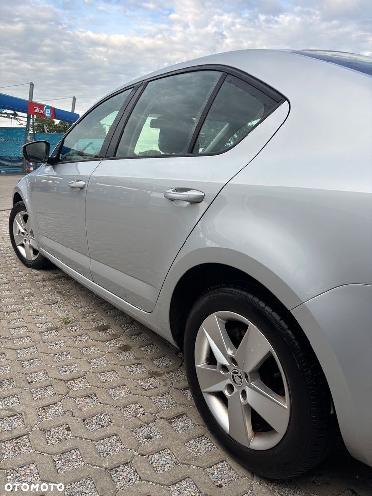 Skoda Octavia 2.0 TDI Ambition - 6