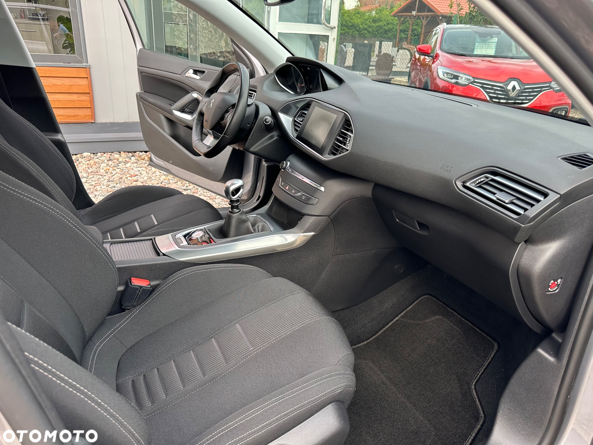 Peugeot 308 - 10