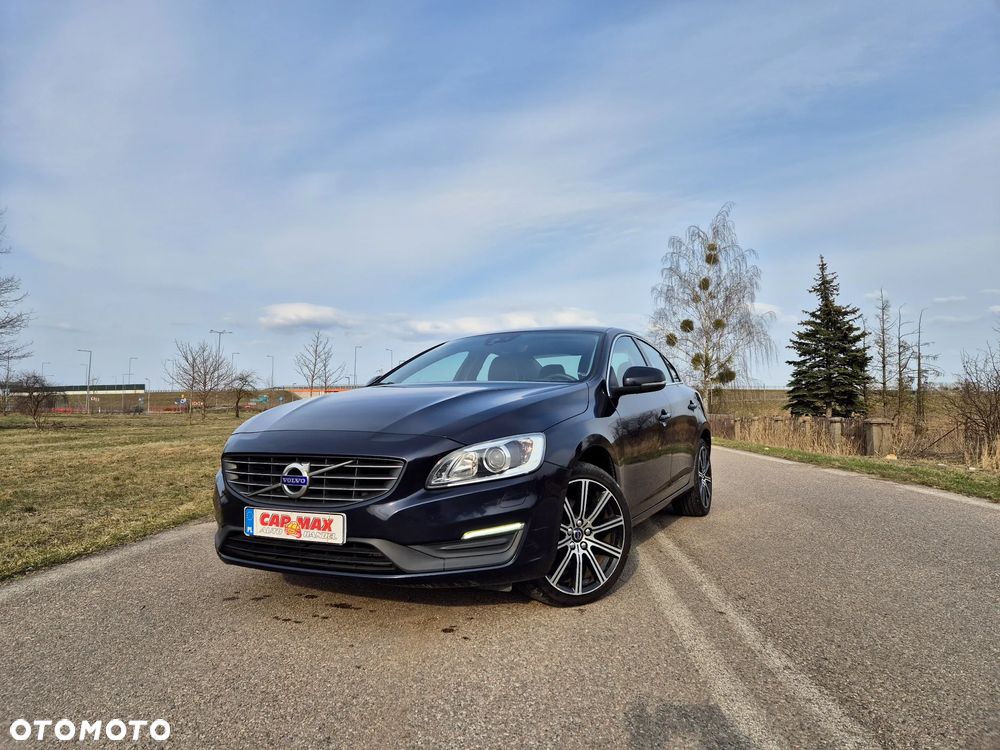 Volvo S60 D2 Momentum - 9