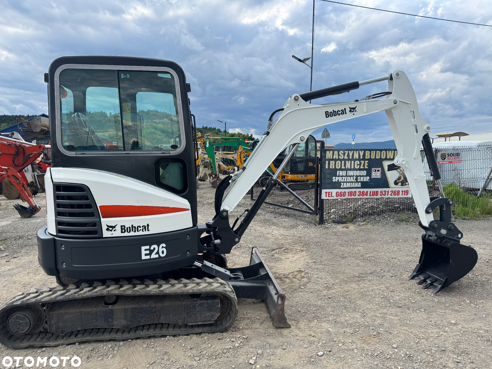 Bobcat E26 - 5