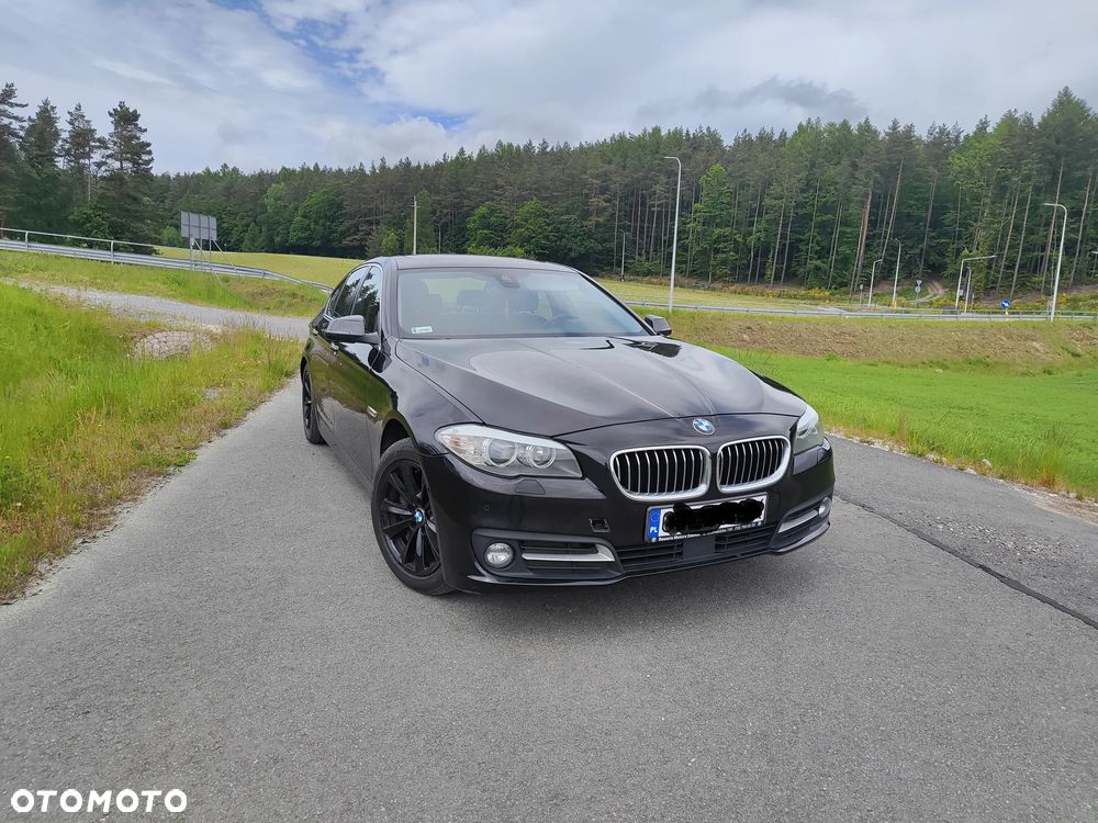 BMW Seria 5 530d xDrive Modern Line - 3