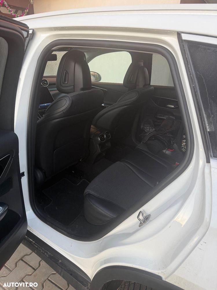 Mercedes-Benz GLC 200 4MATIC MHEV - 5