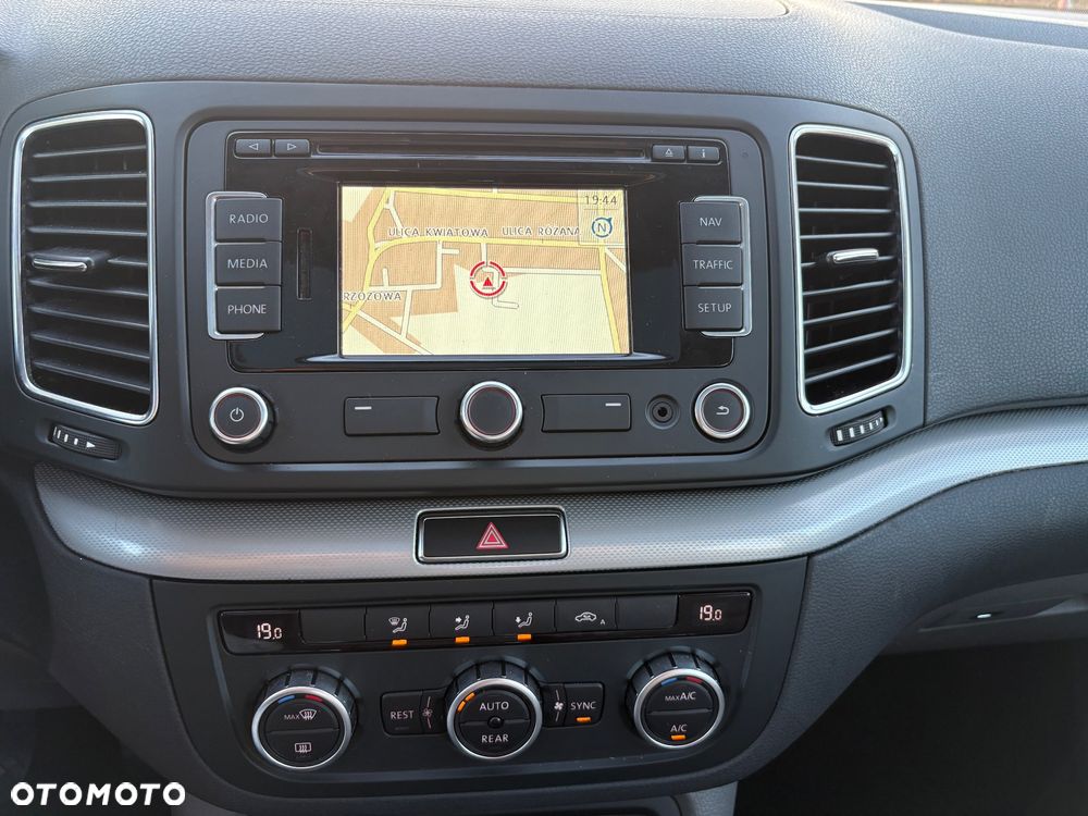 Volkswagen Sharan 2.0 TDI BlueMotion Technology Trendline - 14