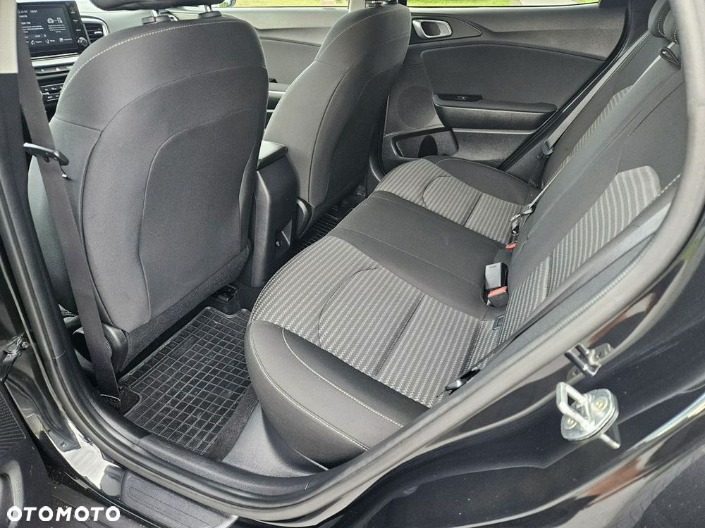Kia XCeed 1.5 T-GDI M - 18