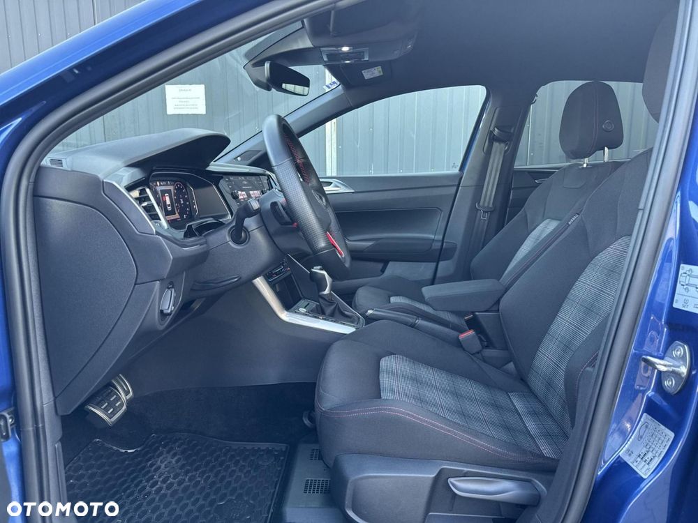Volkswagen Polo - 9