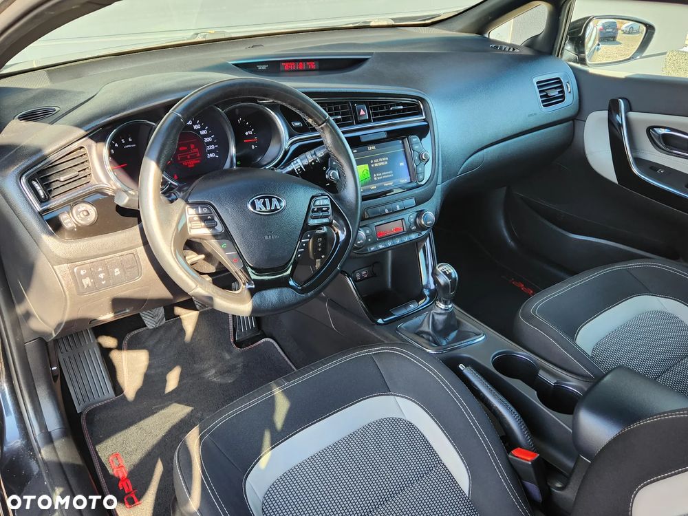 Kia Ceed 1.6 CRDi Spirit - 23