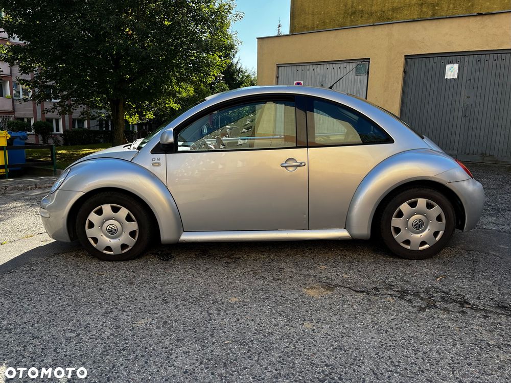 Volkswagen New Beetle 2.0 - 4
