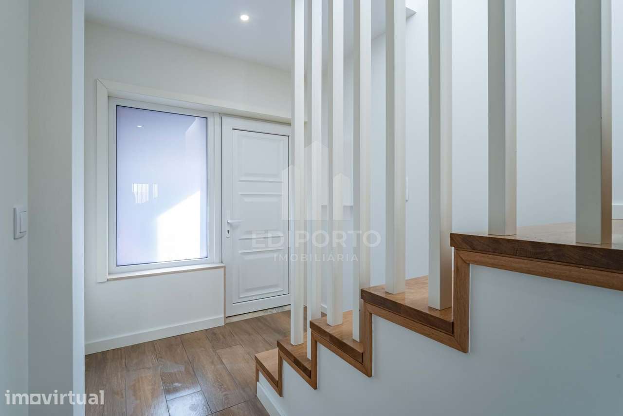 Andar de  Moradia T3  em Campanhã com 2 terraços privativos + BOX  fec - Grande imagem: 4/29