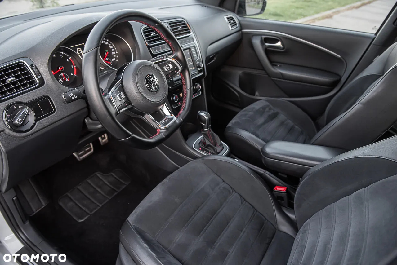 Volkswagen Polo 1.8 TSI BMT GTI DSG - 16