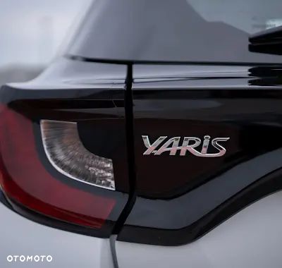 Toyota Yaris - 8