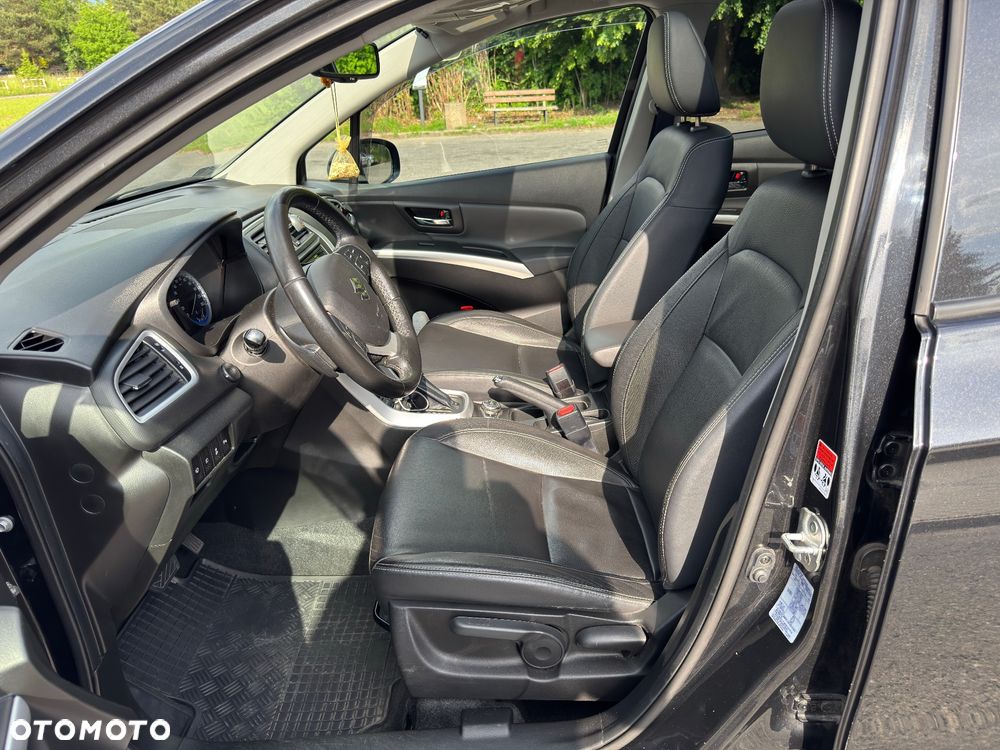 Suzuki SX4 S-Cross 1.6 Elegance 4WD CVT - 6