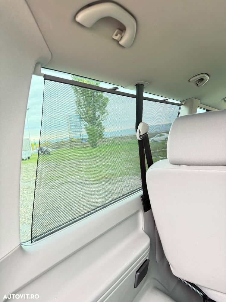 Volkswagen Transporter Caravelle DSG Comfortline Lung - 23