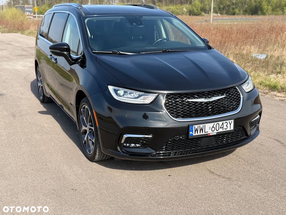 Chrysler Pacifica - 9