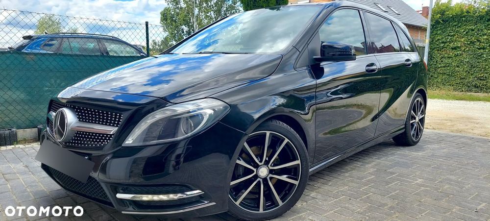 Mercedes-Benz Klasa B 180 (CDI) d 7G-DCT AMG Line - 23