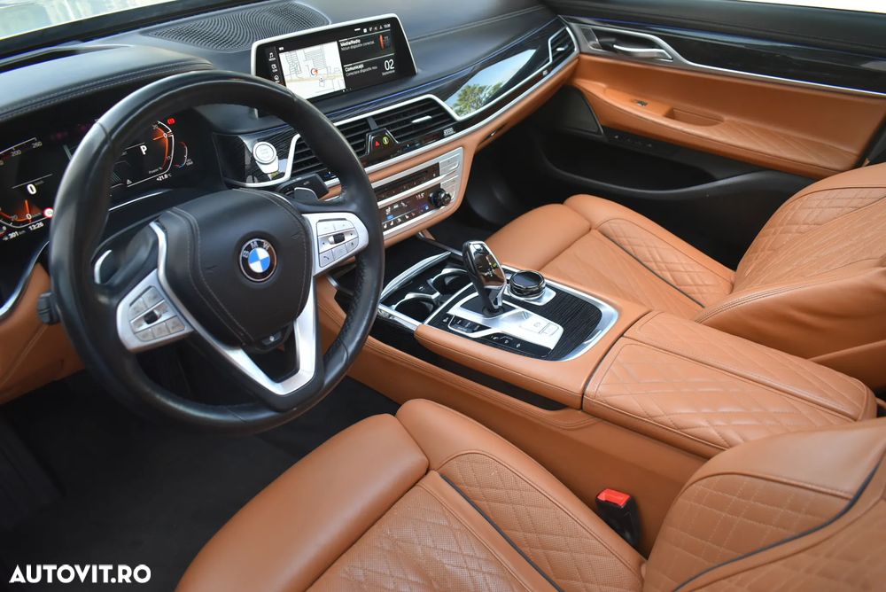 BMW Seria 7 730d xDrive MHEV - 7