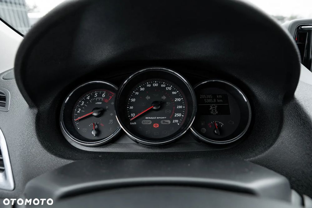 Renault Megane TCe 220 Start & Stop GTline 220 - 33