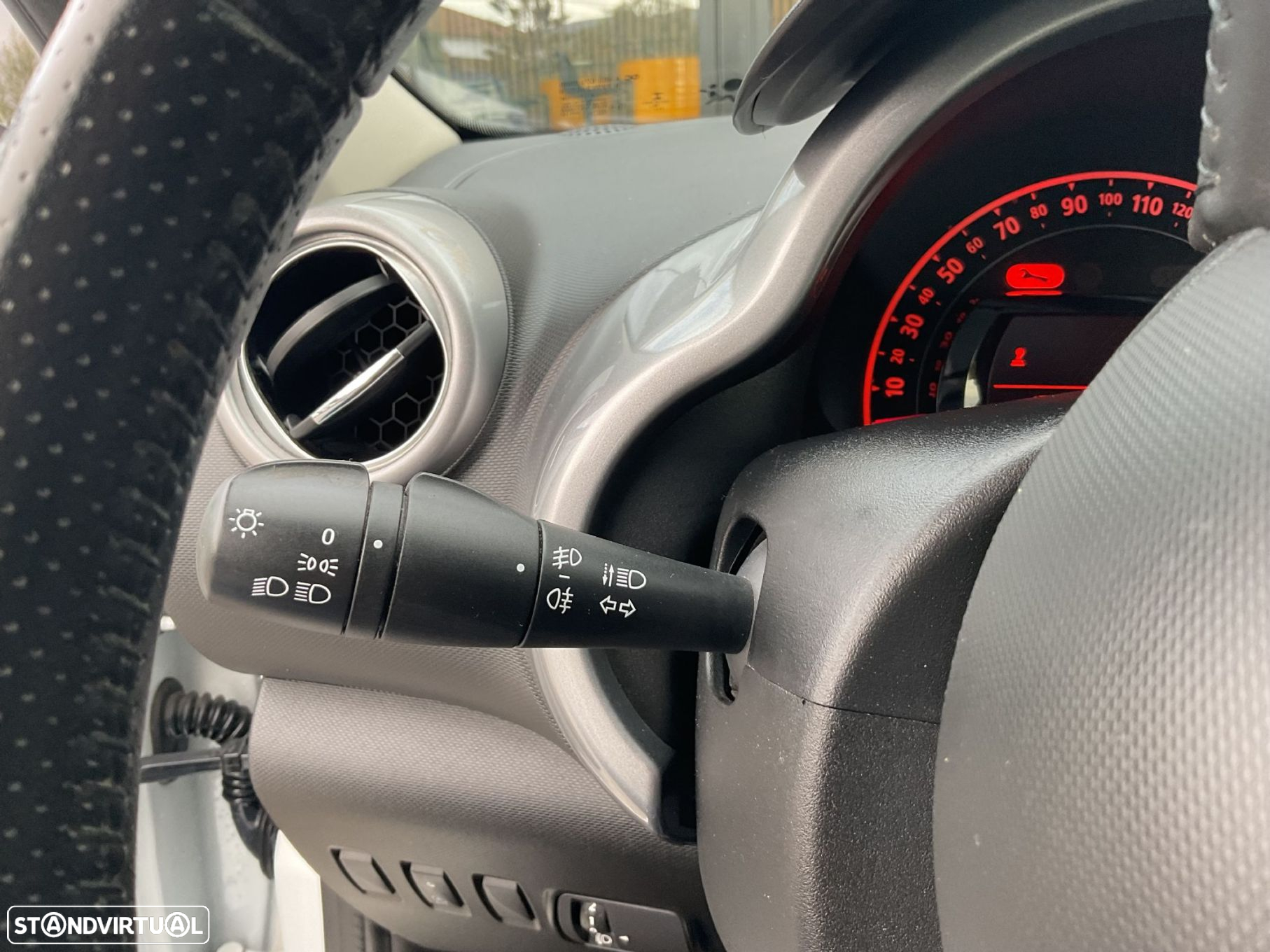 Renault Twingo 1.0 SCe Limited - 40