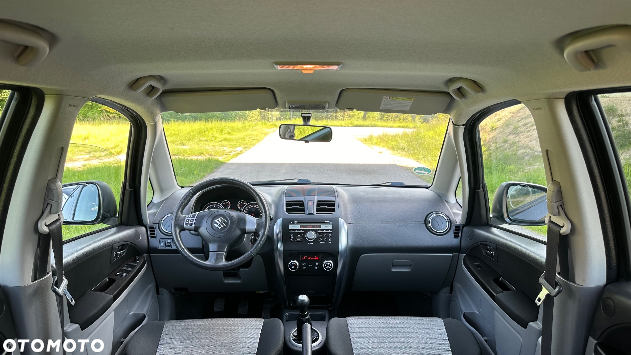 Suzuki SX4 1.6 Comfort - 15