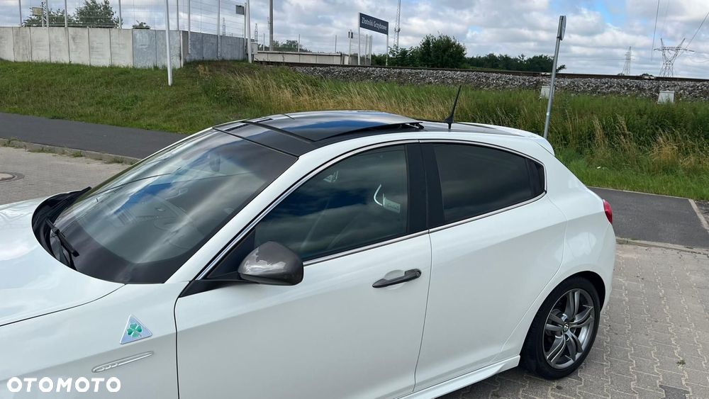 Alfa Romeo Giulietta 1750 TBi QV TCT - 10