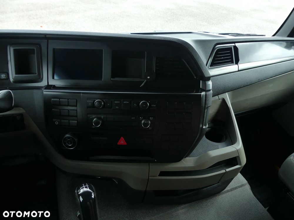 MAN TGS 41.470 / 8x8 / WYWROTKA KH KIPPER / MANUAL / NISKI PRZEBIEG / - 26