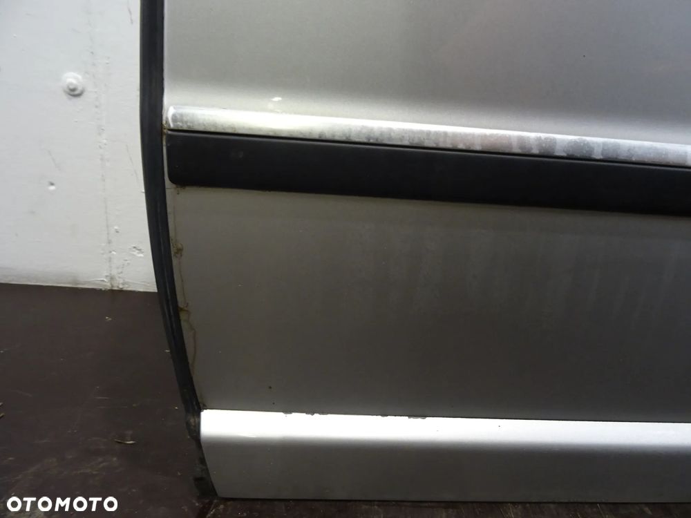 SKODA SUPERB I 01-05 2.8 V6 DRZWI LEWY TYŁ LEWE TYLNE - 9