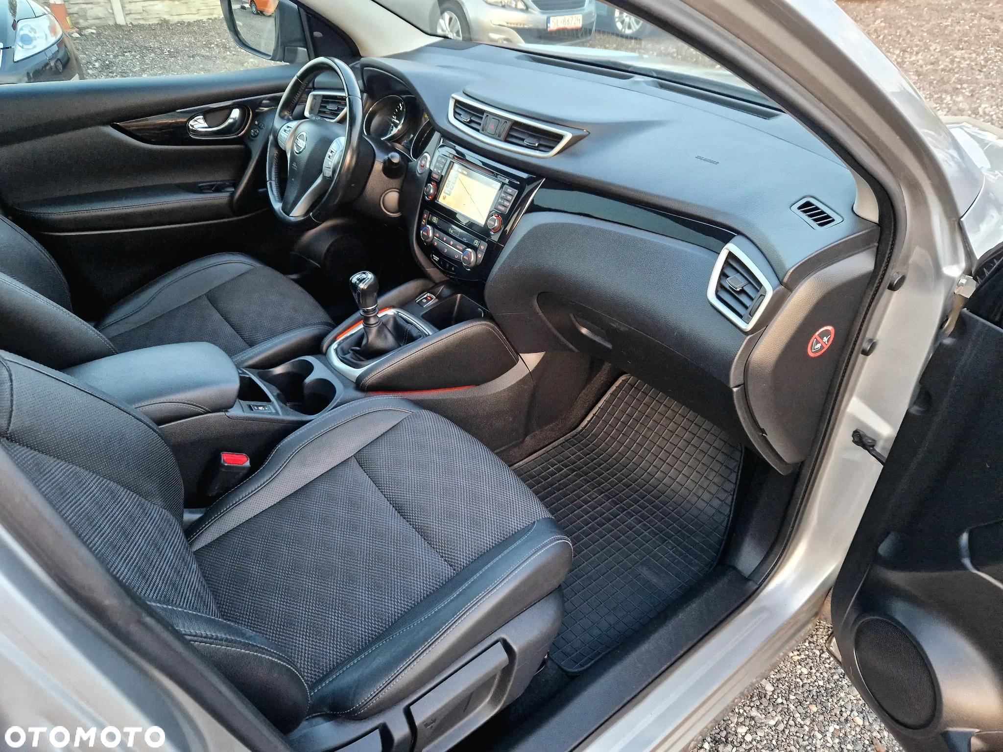 Nissan Qashqai 1.6 DCi Tekna - 16