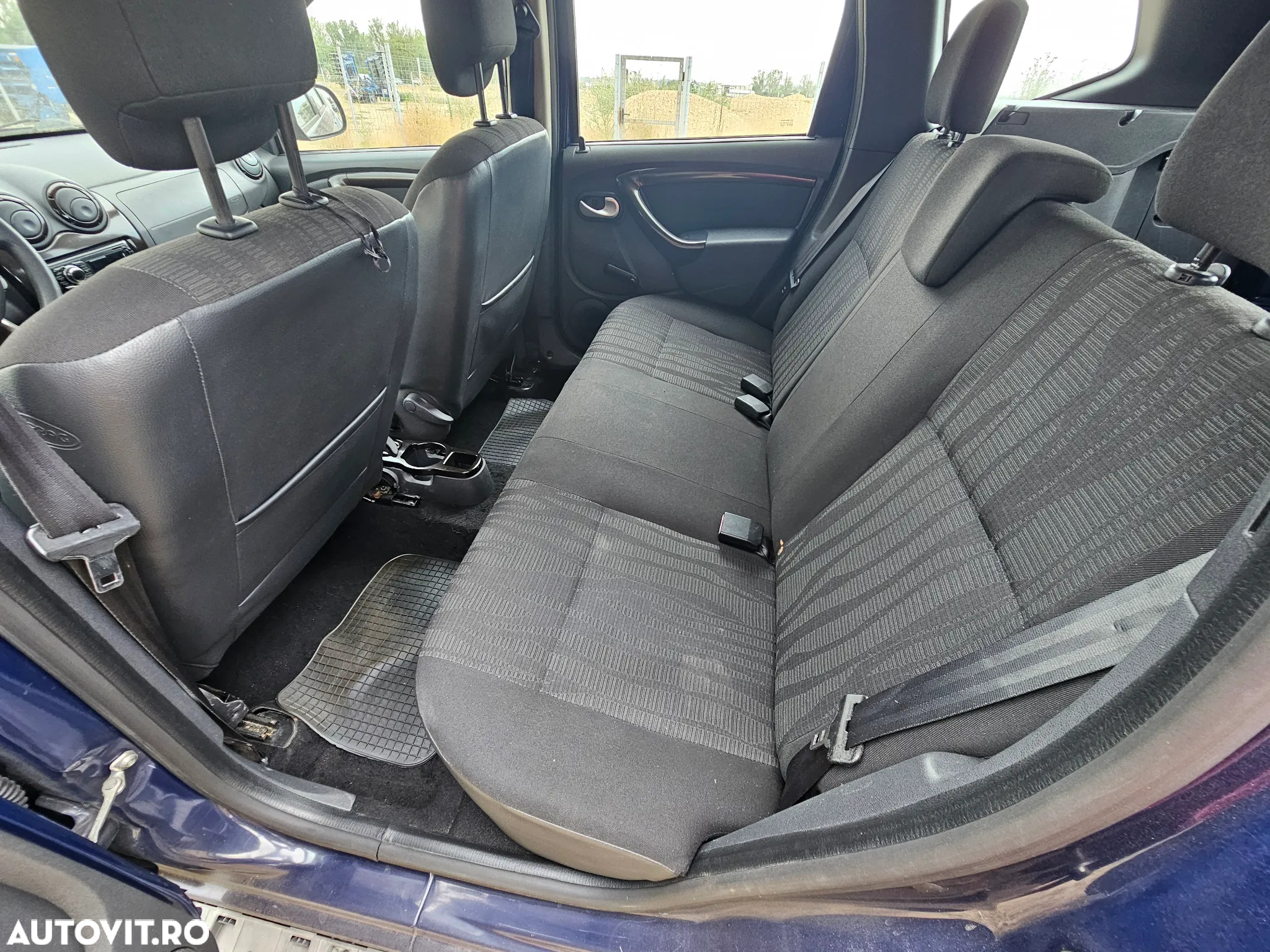 Dacia Duster 1.5 dCi 4x2 Laureate - 5