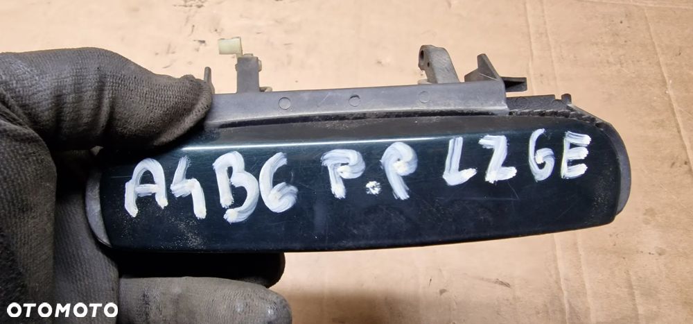 Klamka prawy przód przednia prawa Audi A4 B6 LZ6E 4B0839885 - 6