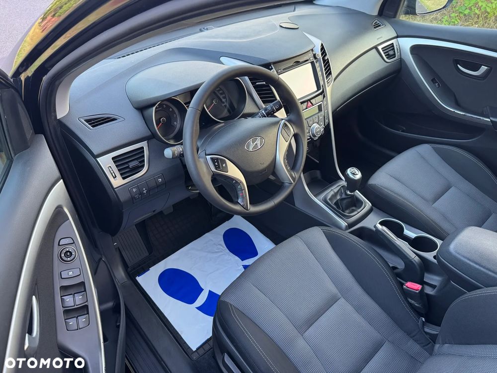 Hyundai i30 1.6 Fifa World Cup Edition - 18