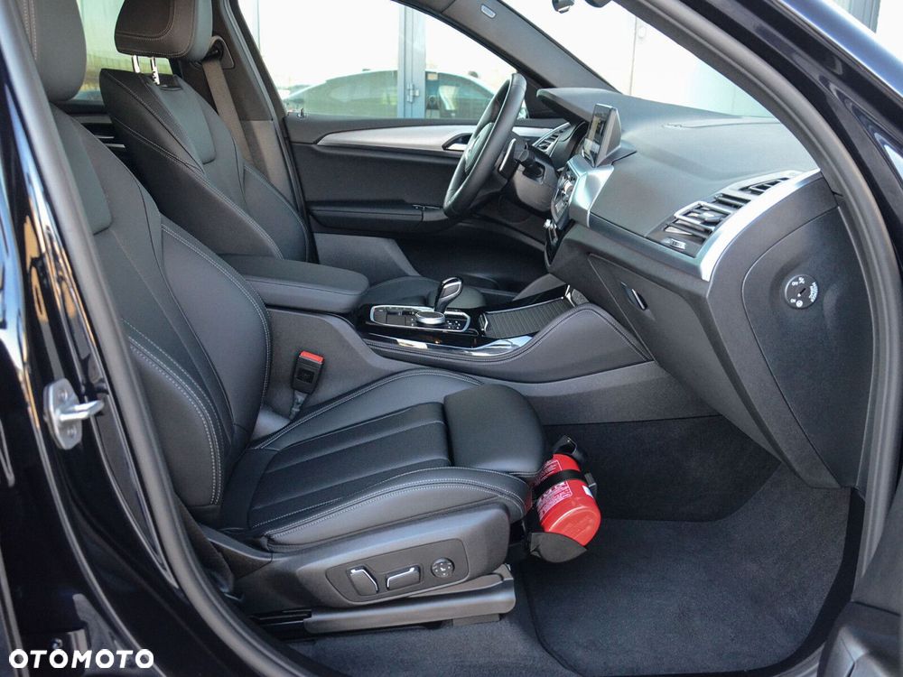 BMW X4 - 28