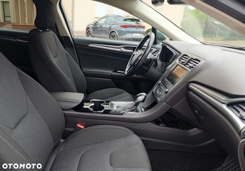 Ford Mondeo - 14
