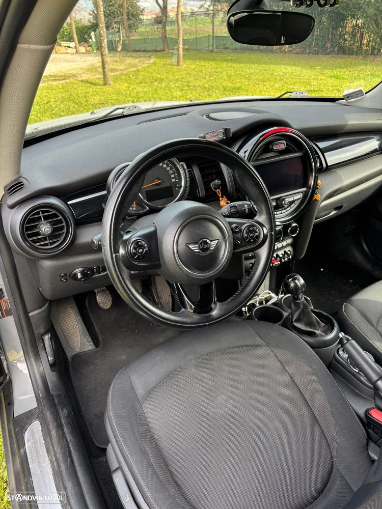 MINI 3 Portas One D Metropolitan - 8